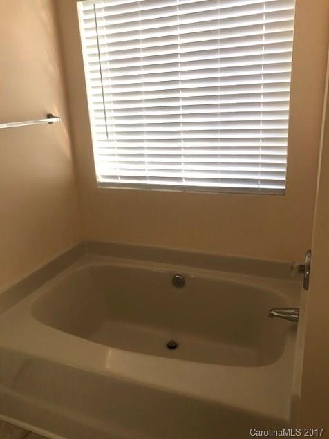 Longview Oaks - Residential