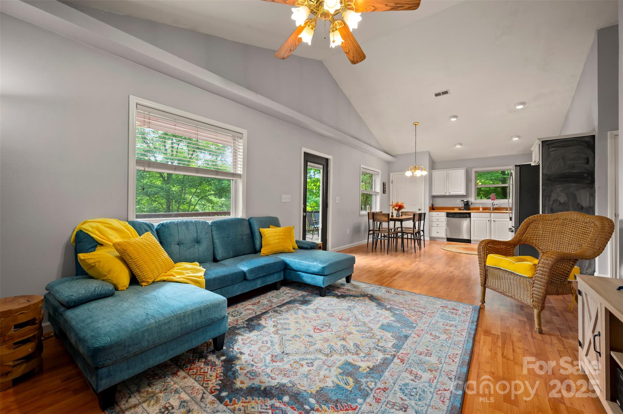 264 Oriole Drive