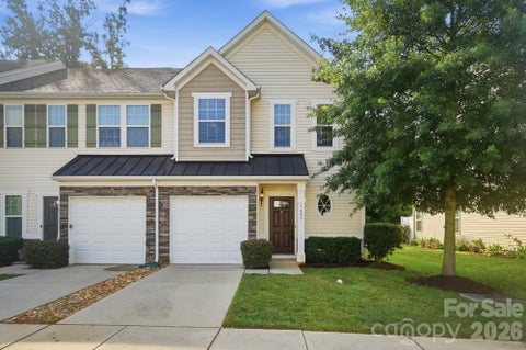 Photo of 7495 Red Mulberry Way, Charlotte, NC 28273 (MLS # 4400539)