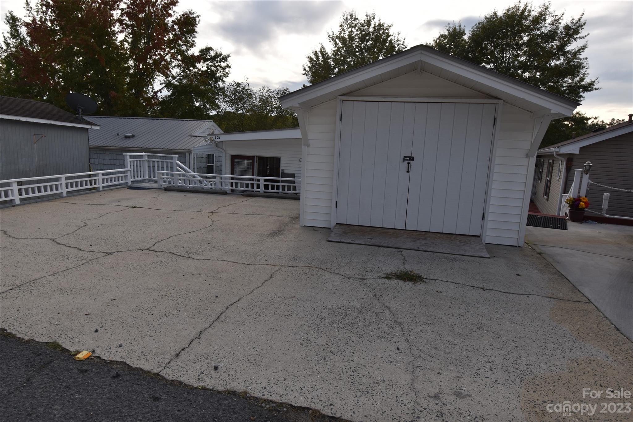 Badin Shores Resort - Residential