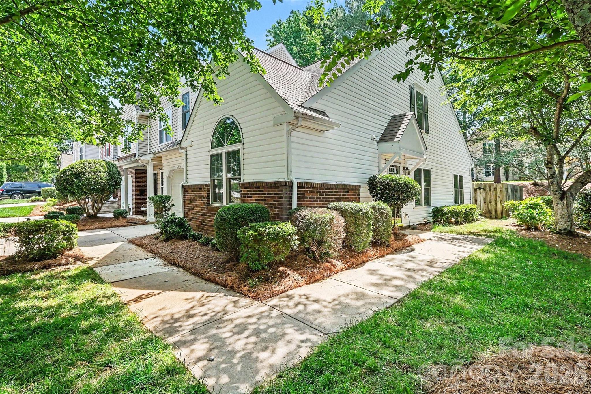 8929 Scotch Heather Way