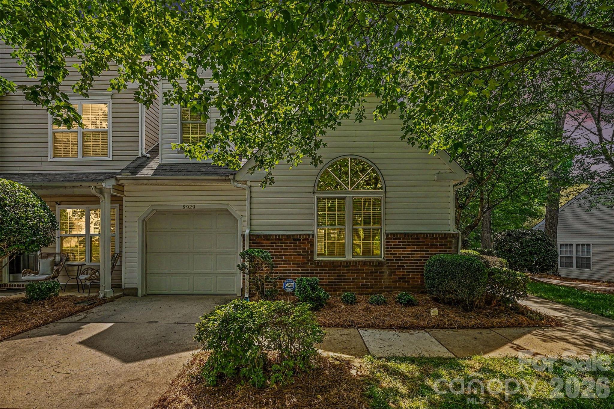 8929 Scotch Heather Way