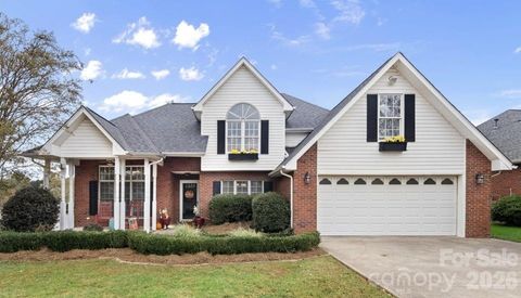 Photo of 2305 Pinefield Court, Gastonia, NC 28056 (MLS # 4337232)
