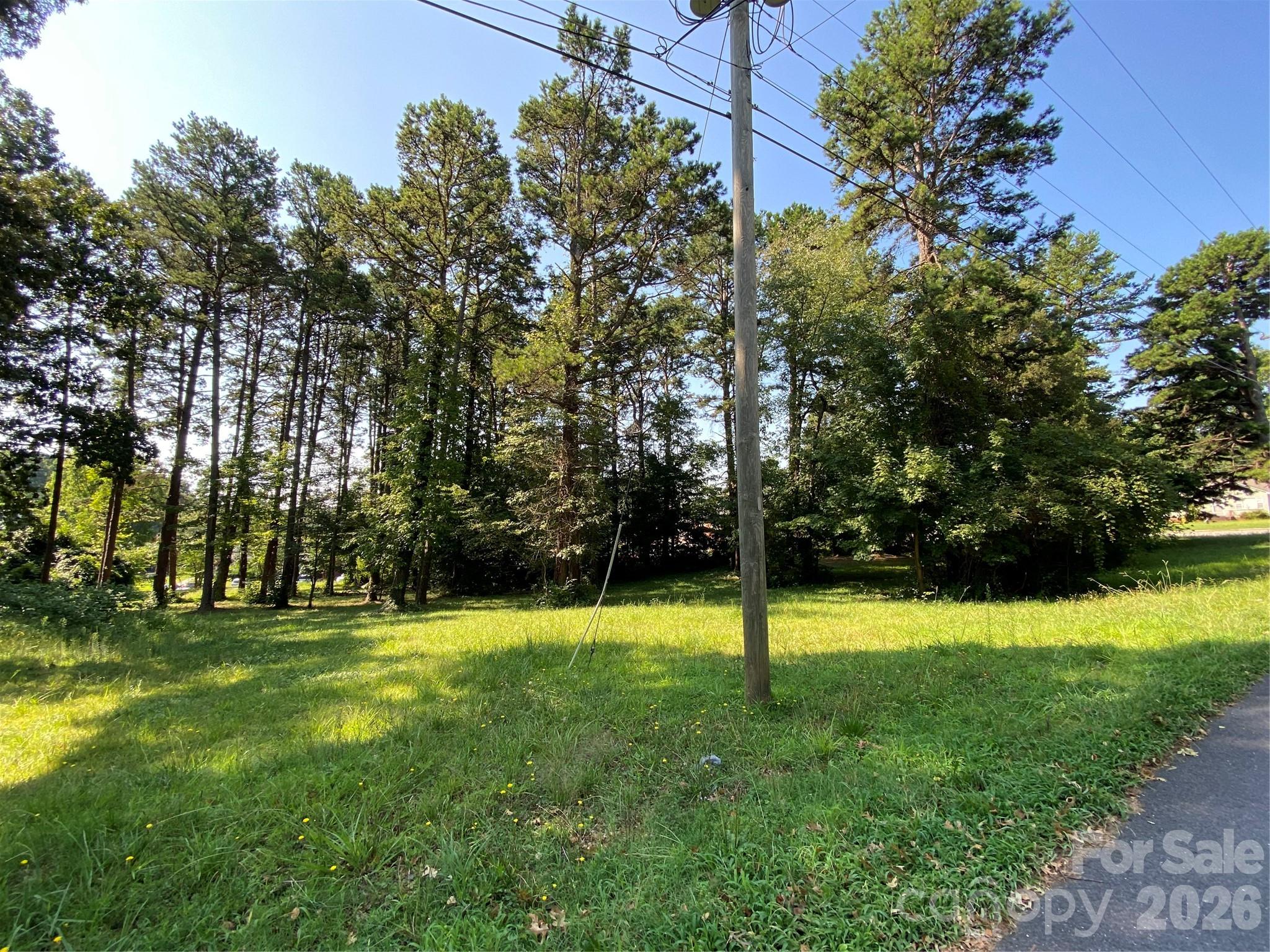 2 Wood Avenue