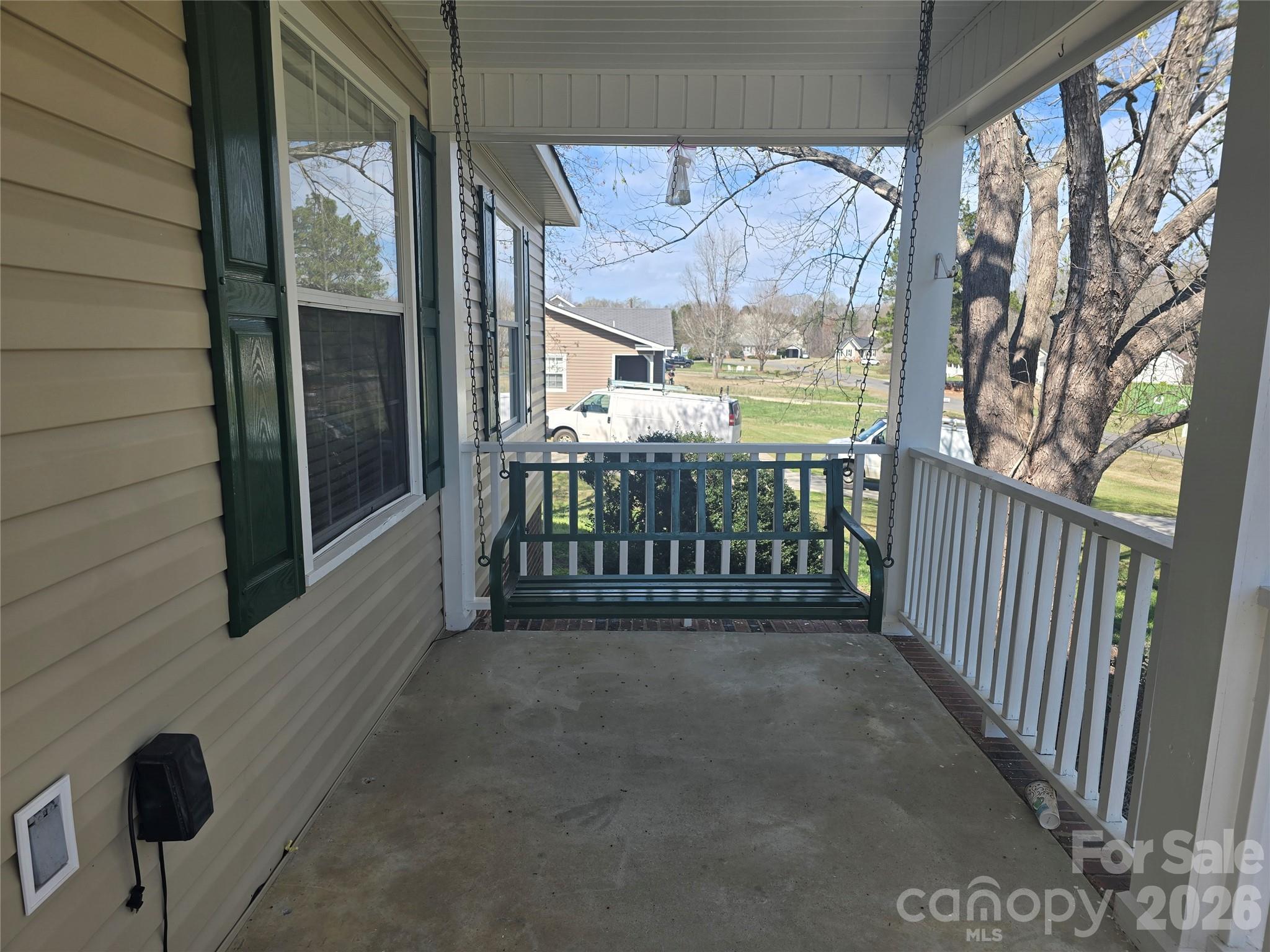 2393 Oxford Circle