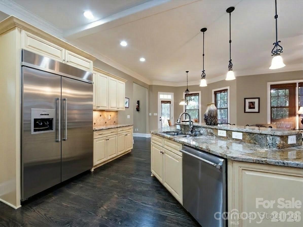 Falls Cove - Residential