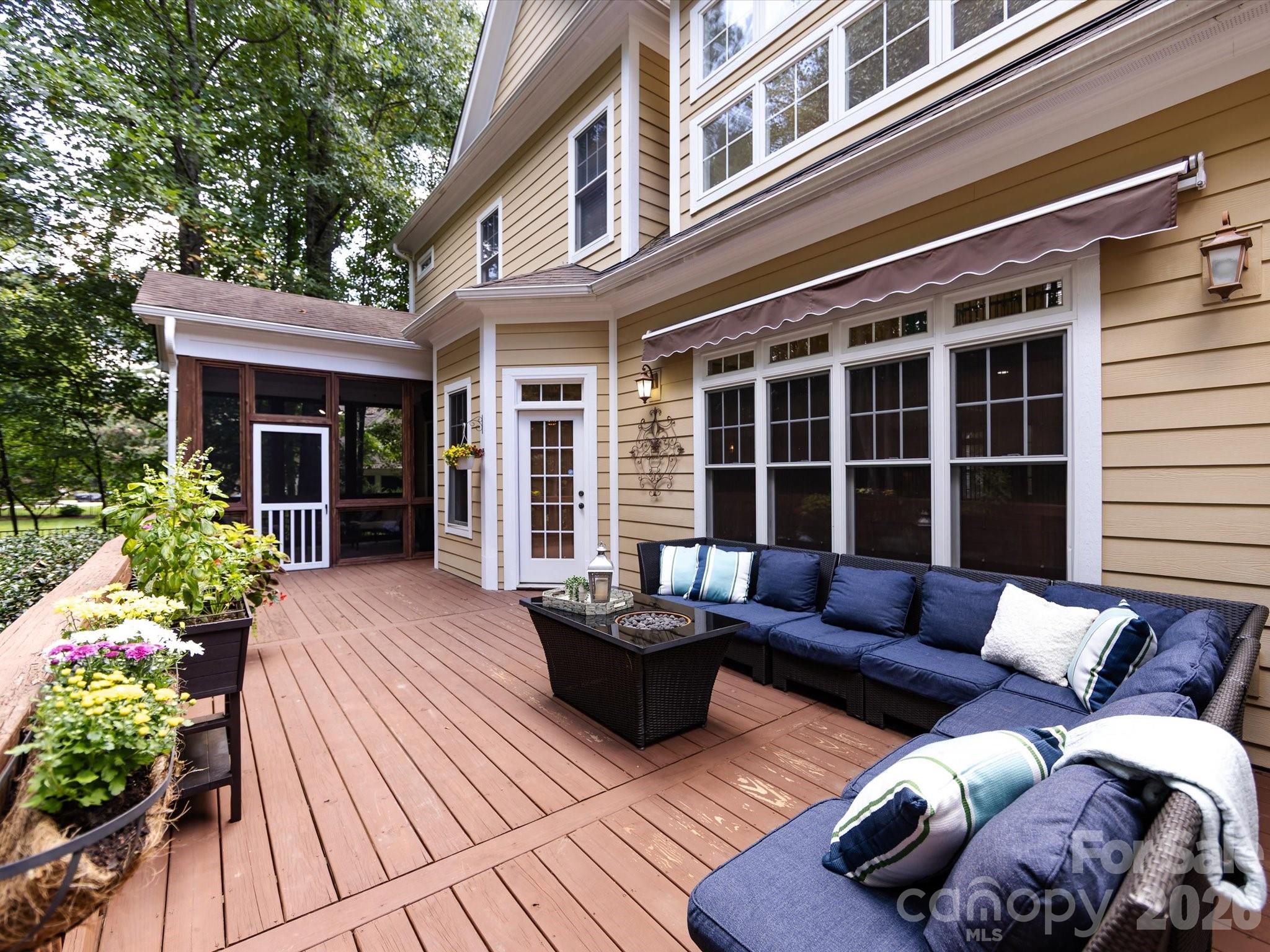 Falls Cove - Residential