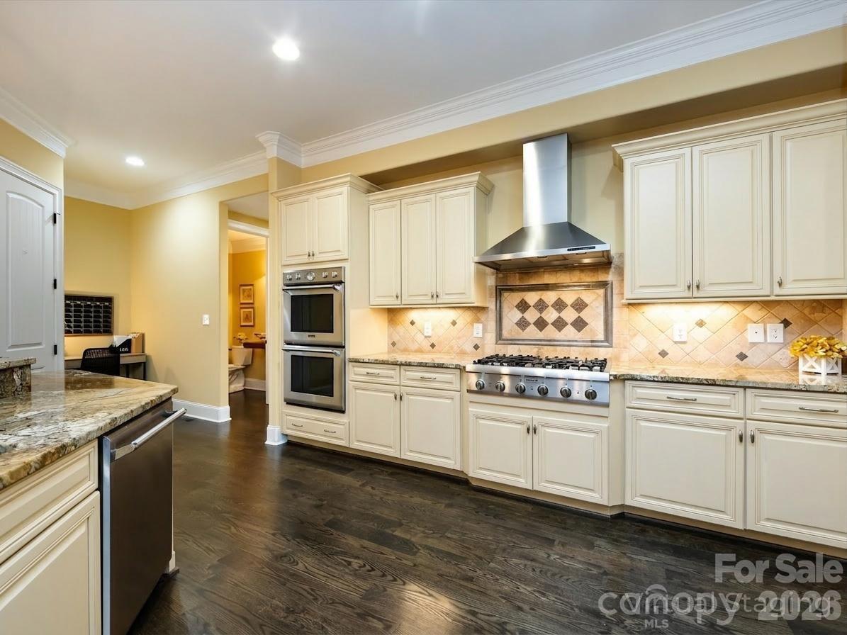 Falls Cove - Residential