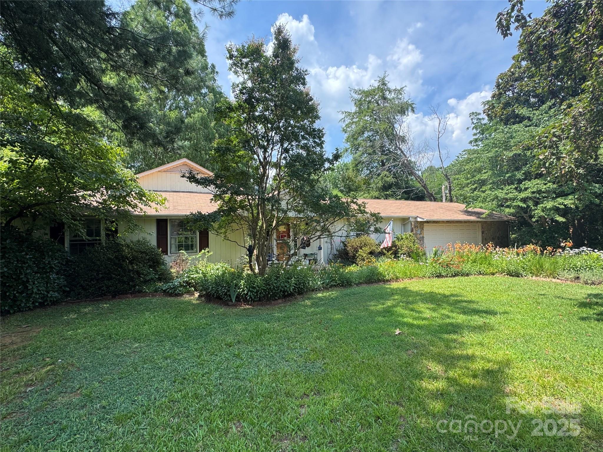 126 Aqua Drive