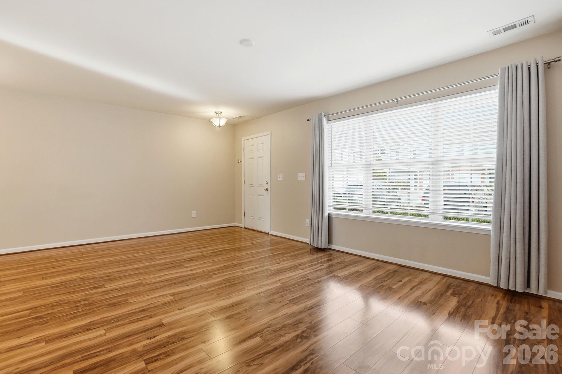 3569 Draycott Avenue