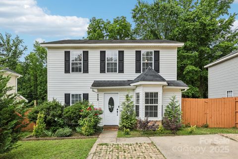 719 Dawn Circle Charlotte NC 28213