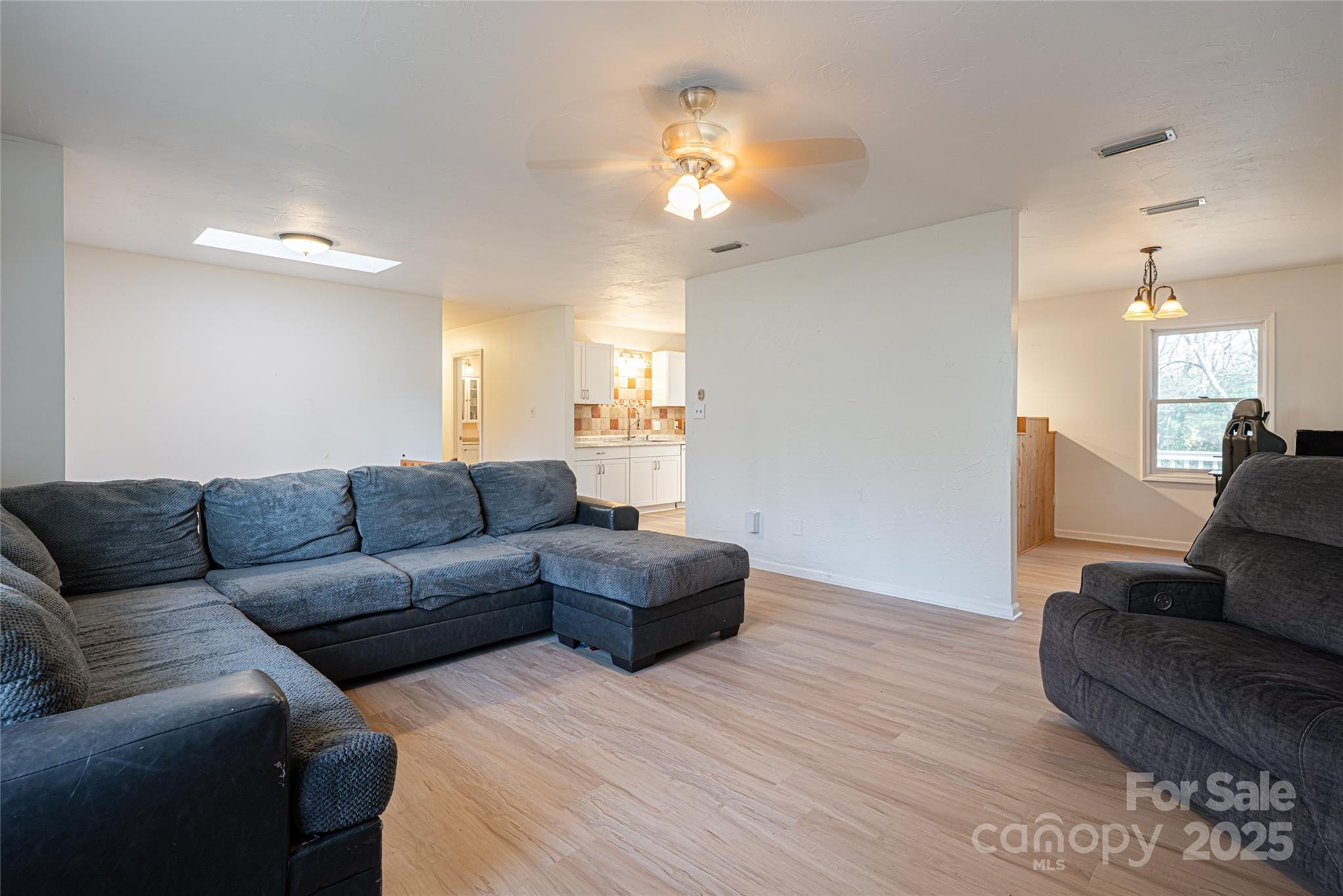 2016 19th Avenue Circle NE