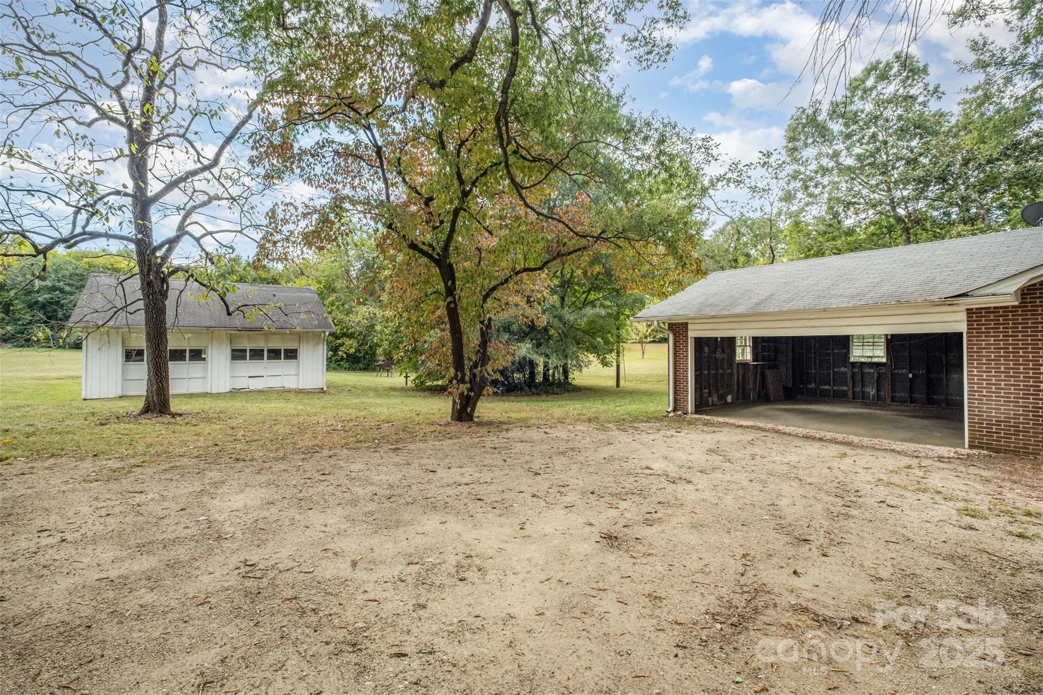 4617 Riverdale Drive