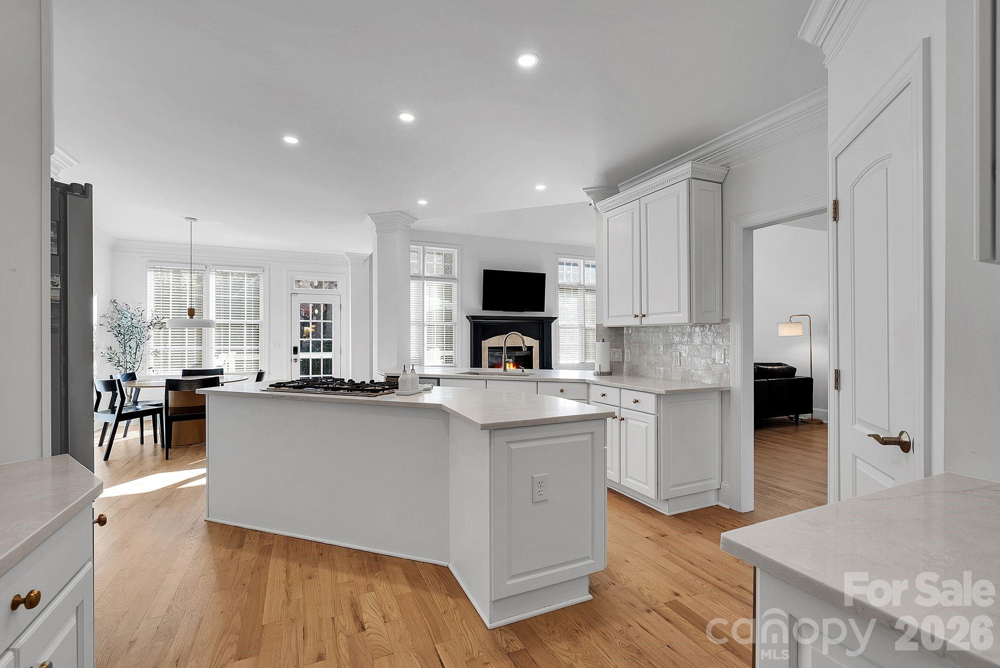 Treetops At Cowans Ford - Residential