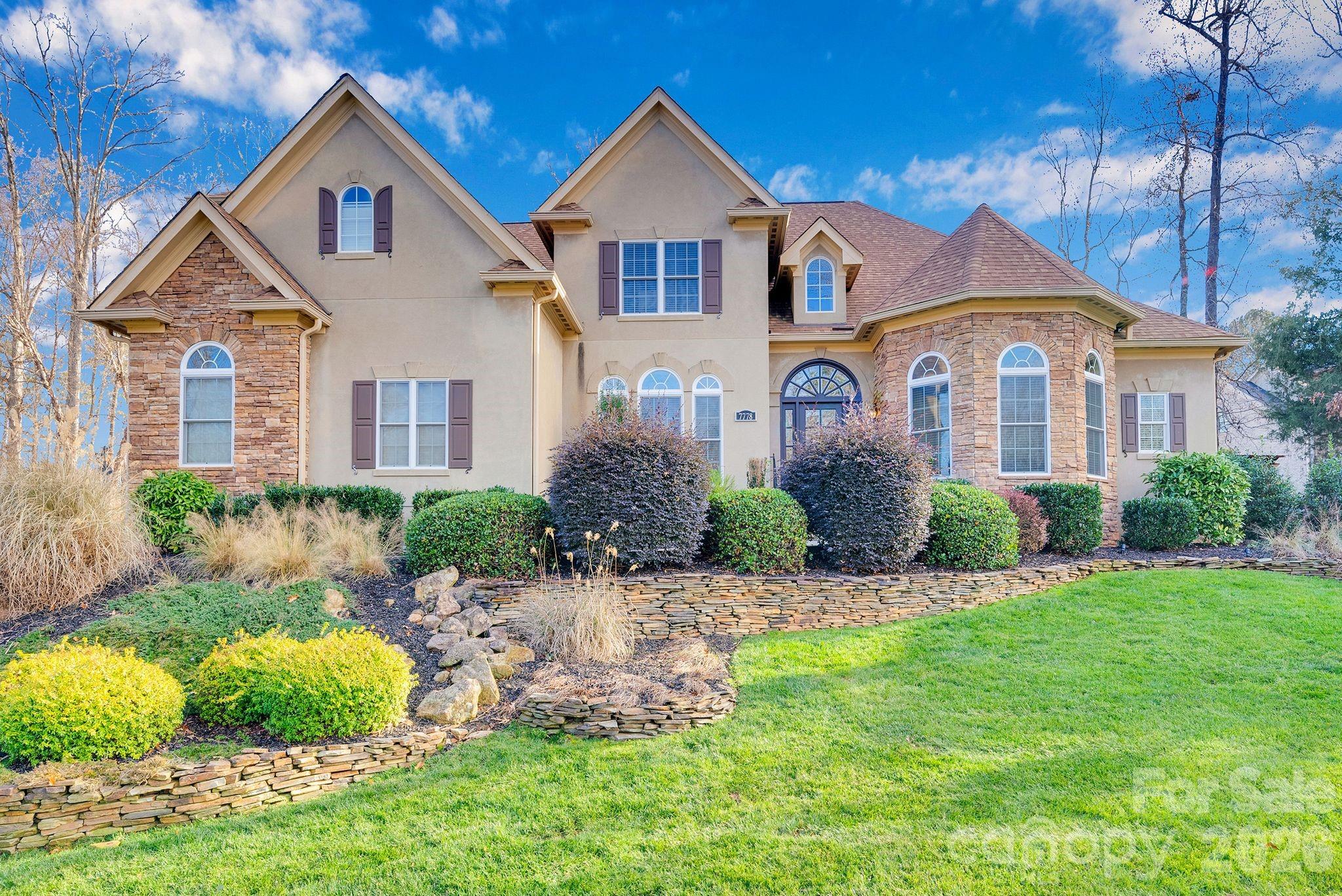 Treetops At Cowans Ford - Residential