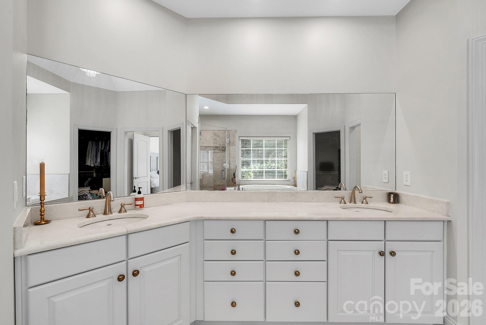 Treetops At Cowans Ford - Residential