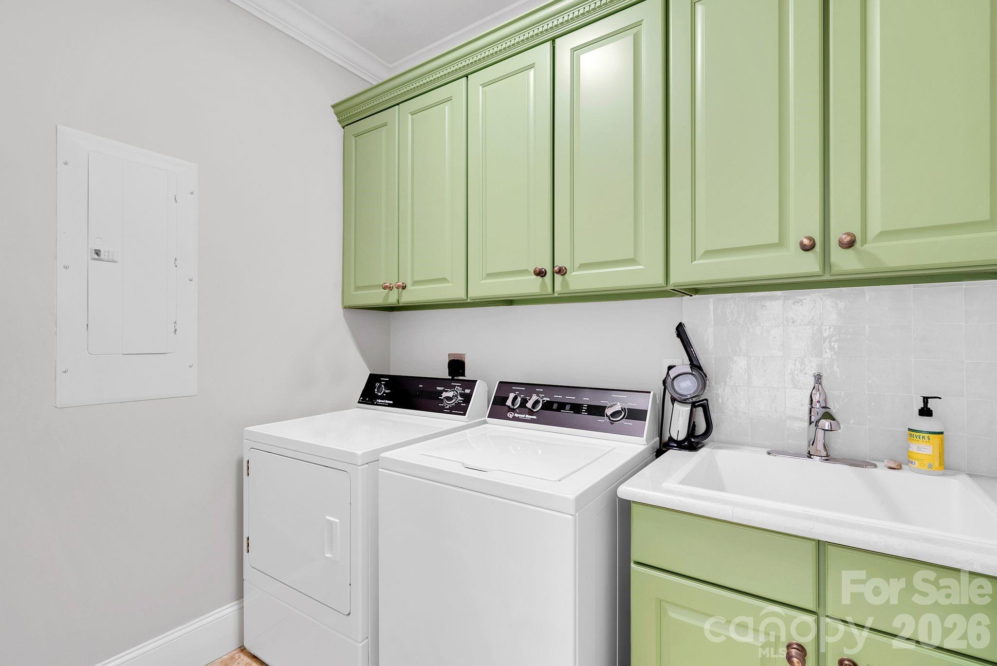 Treetops At Cowans Ford - Residential