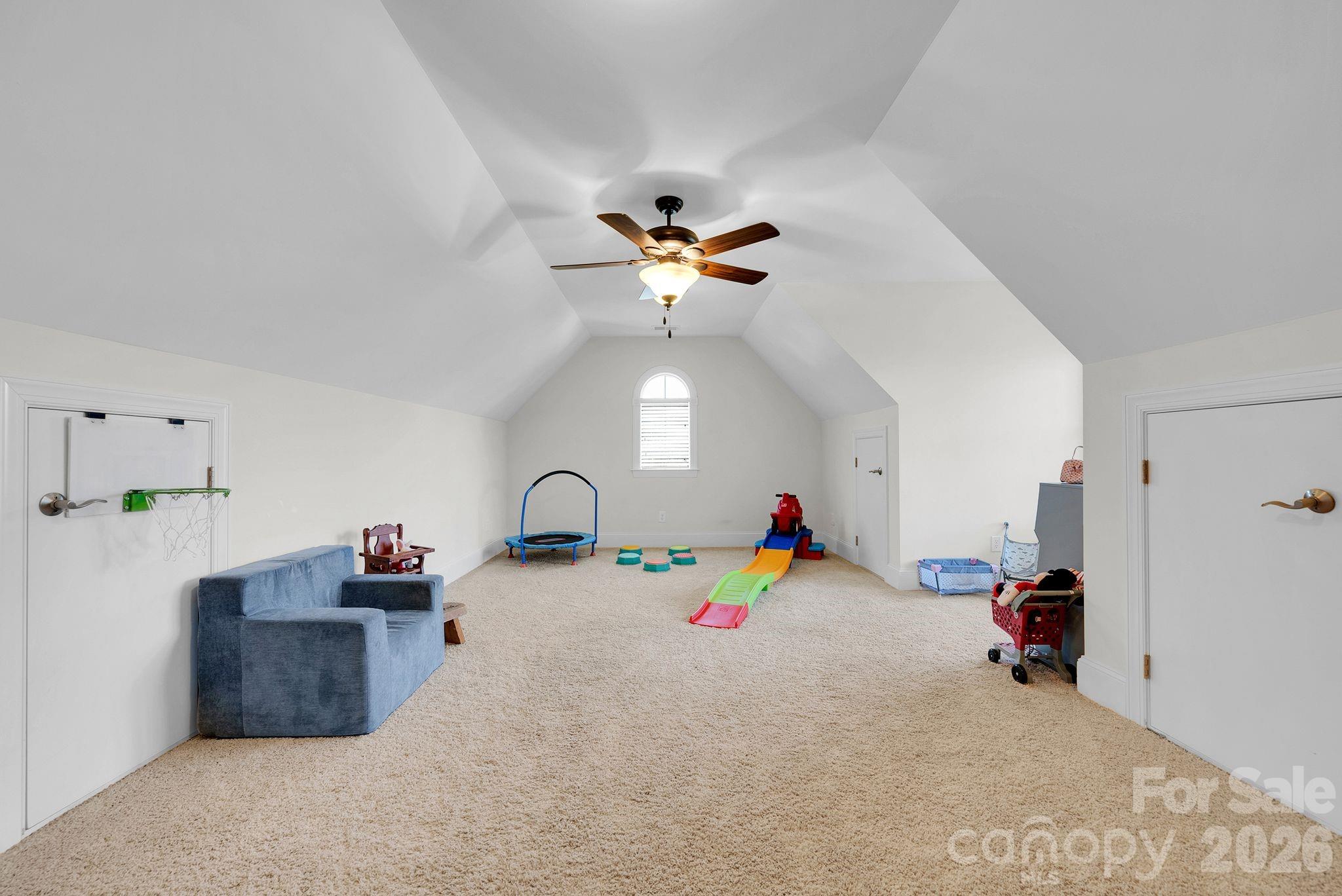 Treetops At Cowans Ford - Residential