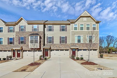 104 Helm Lane B Mooresville NC 28117