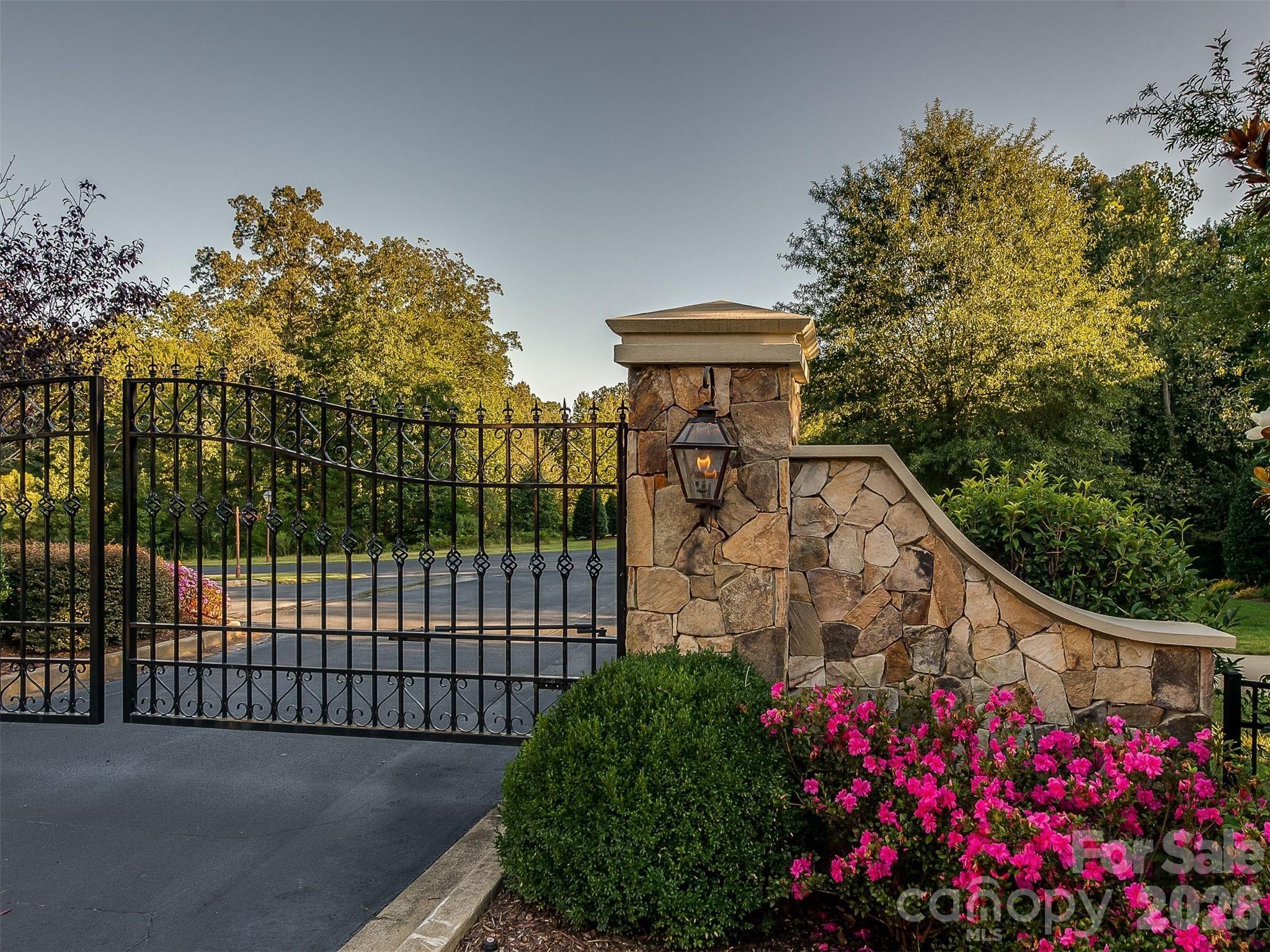 Longbrooke - Residential