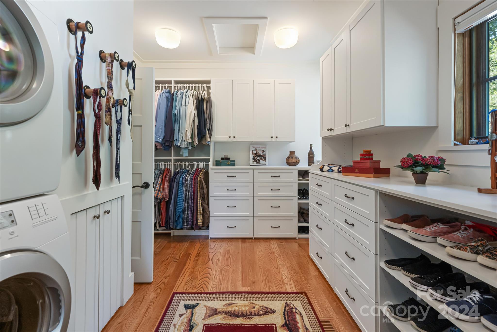 Crest Mountain - Residential