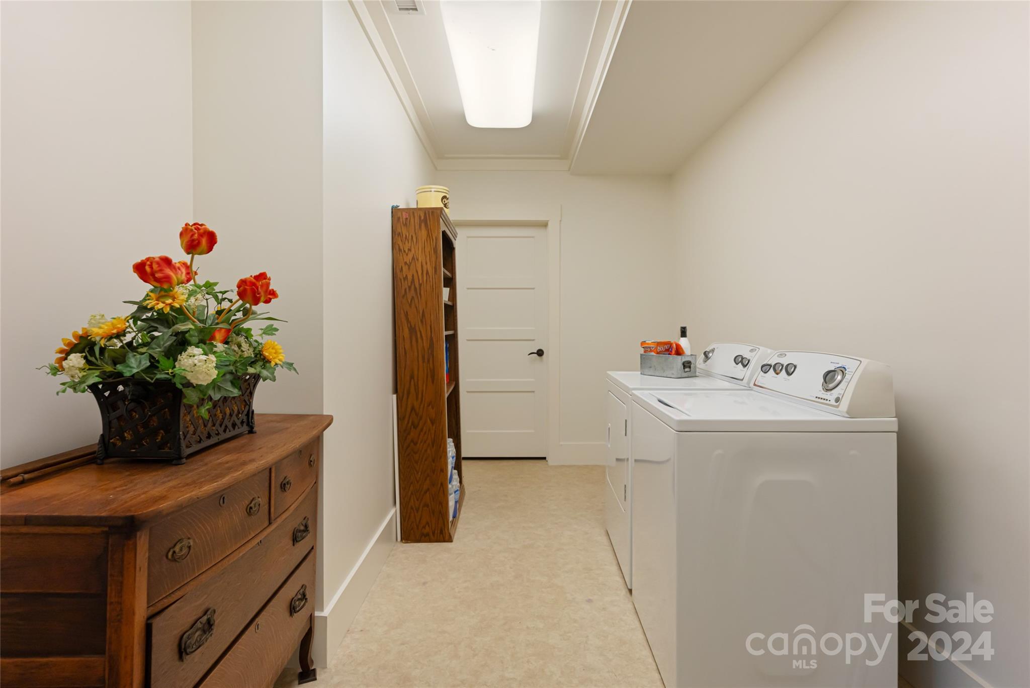 Crest Mountain - Residential