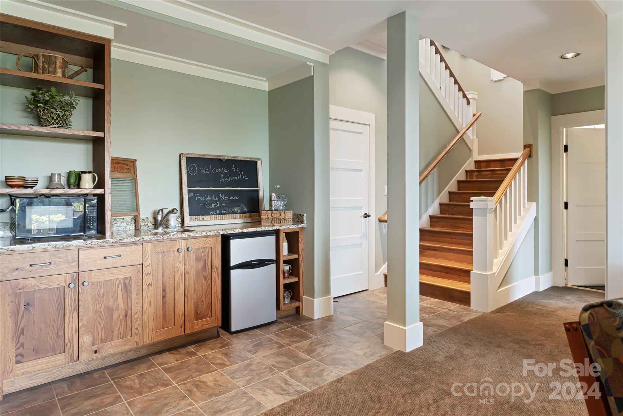 Crest Mountain - Residential