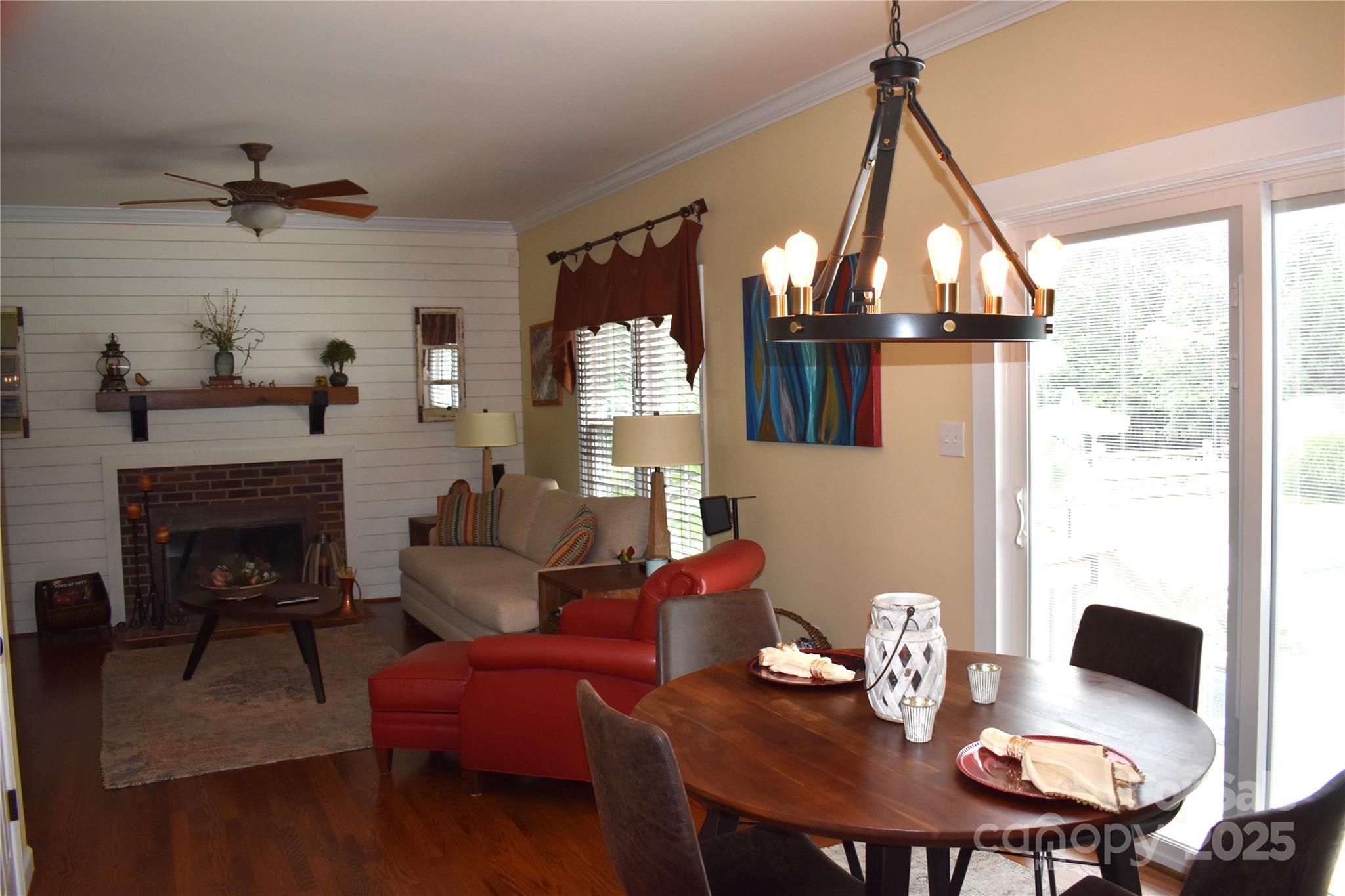 2256 Drawbridge Court