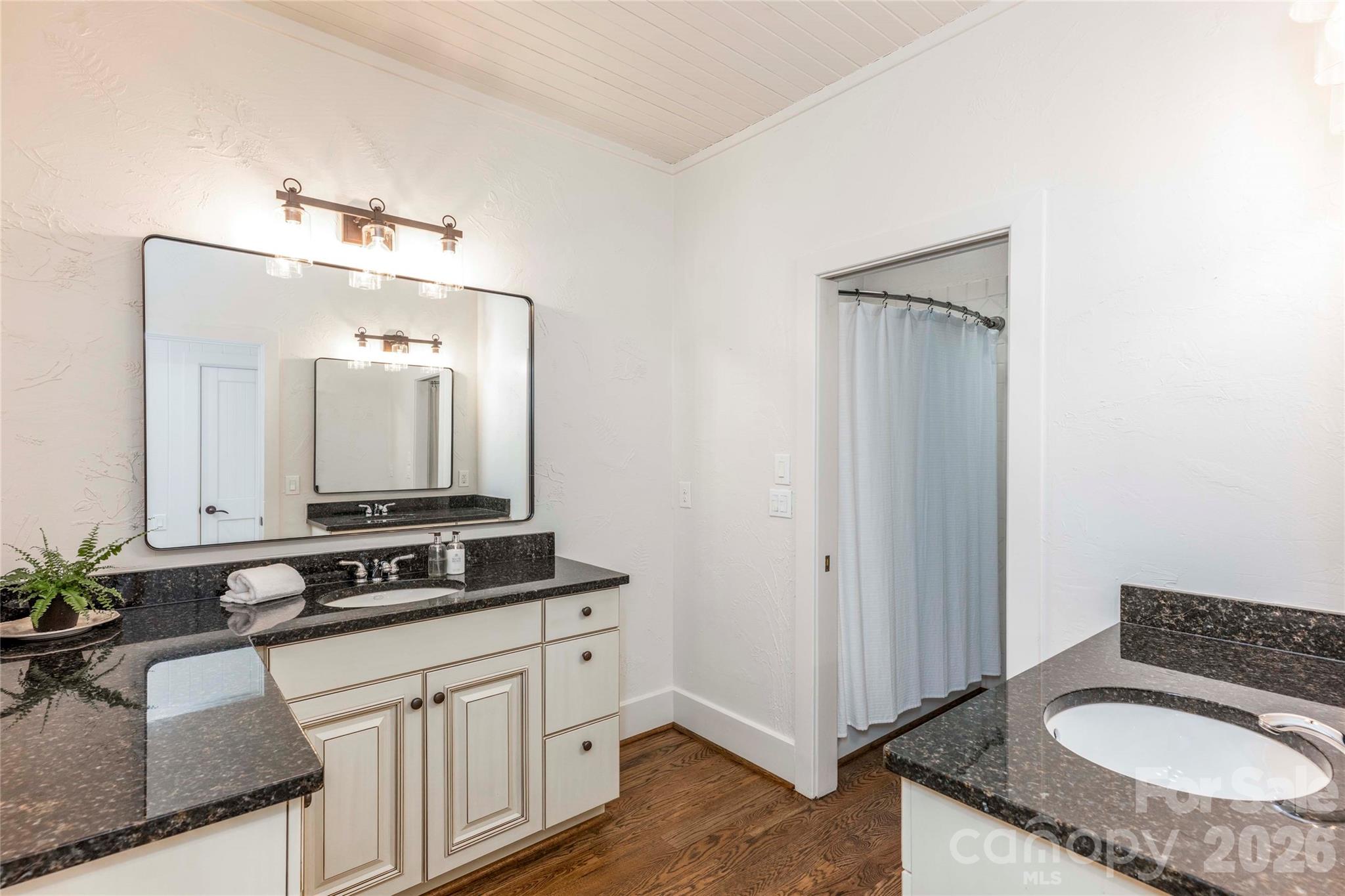 Lake Toxaway Estates - Residential