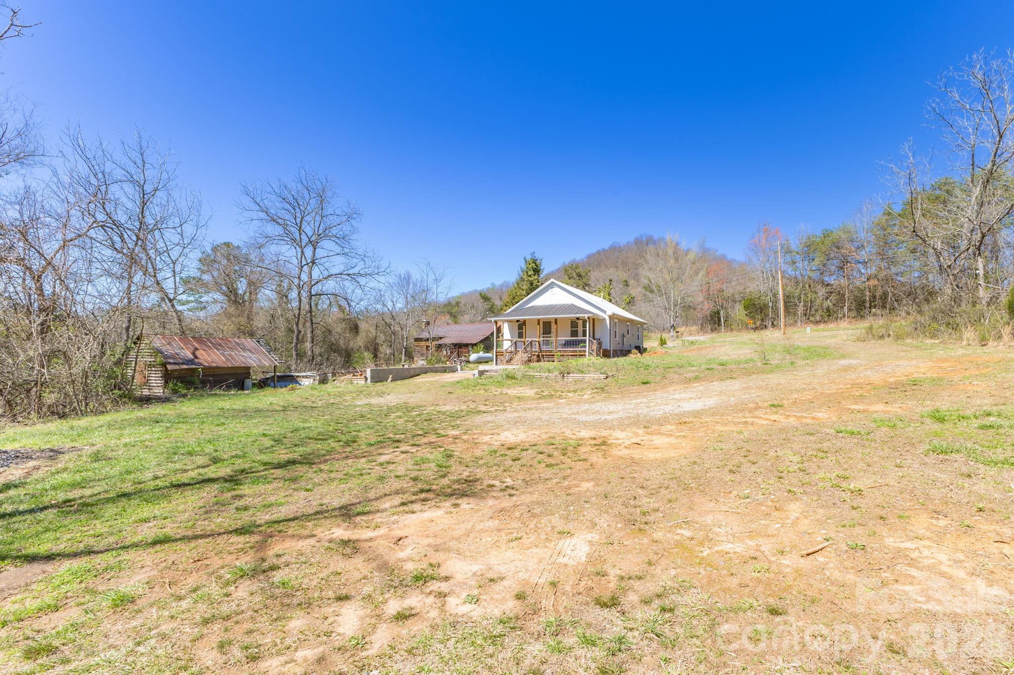 98 Poplar Springs Road