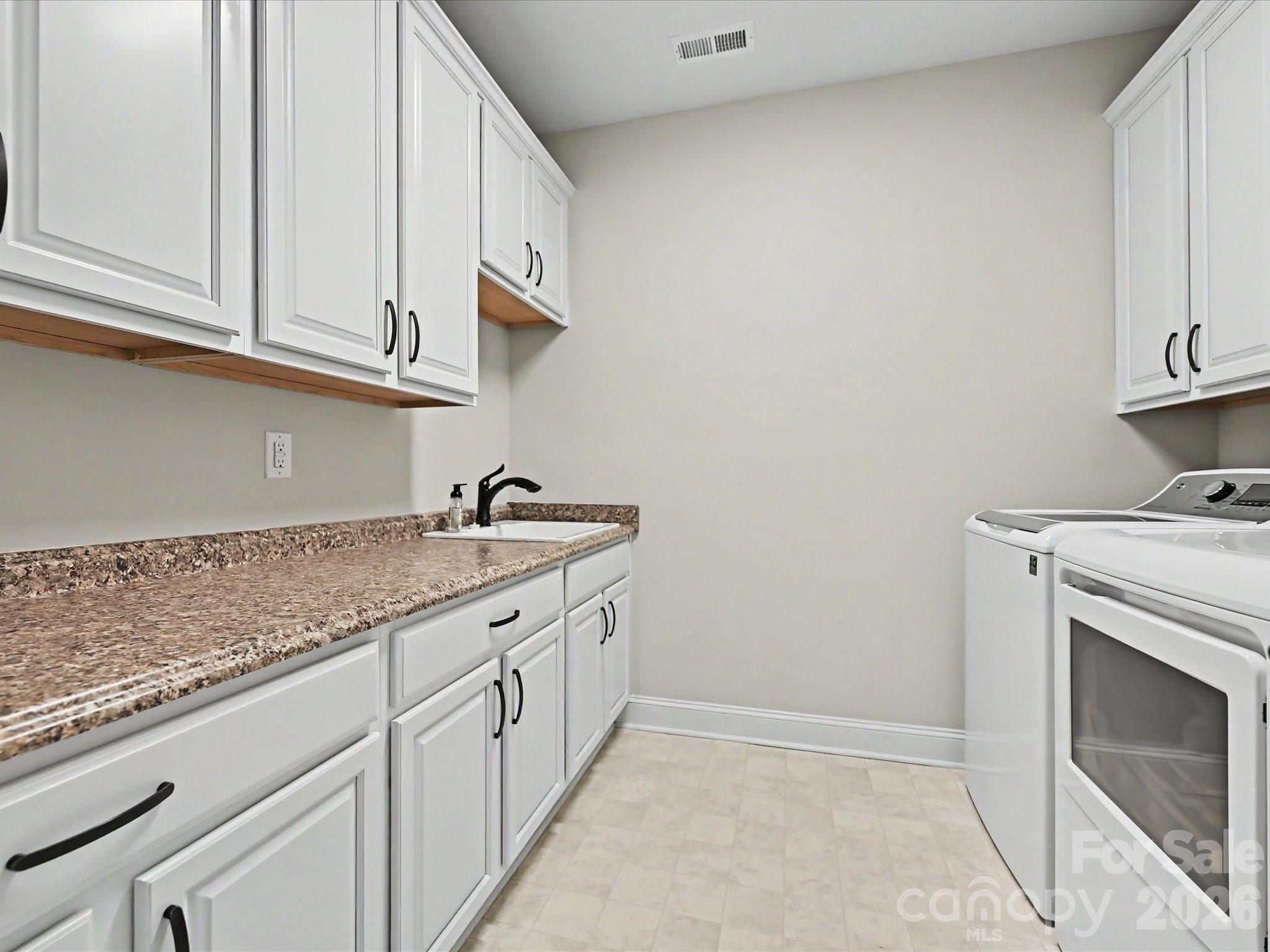 The Courtyards At Wesley Chapel - Residential