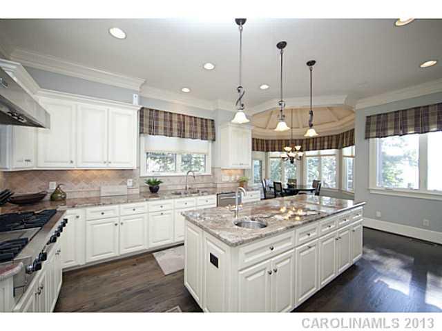 The Peninsula - Residential