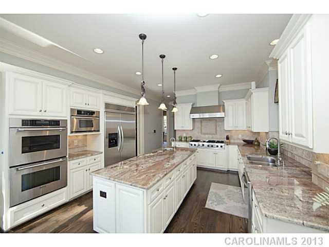 The Peninsula - Residential