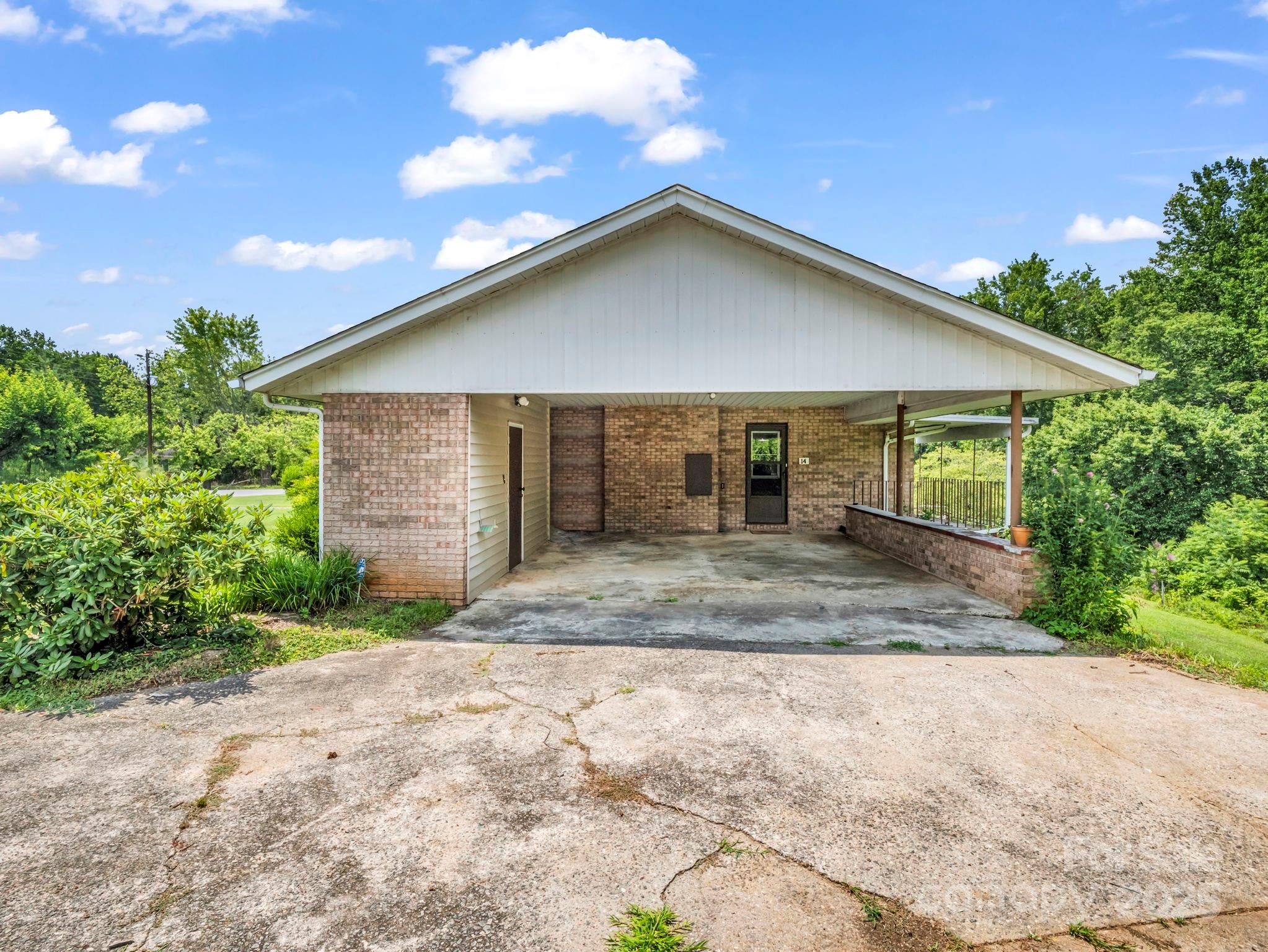 14 Monte Vista Place