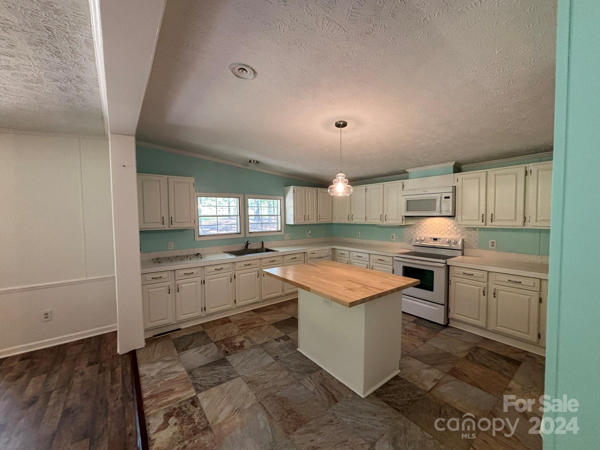 Middlestream - Residential