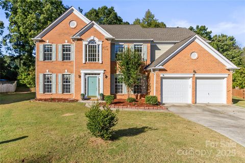 2932 Wheat Meadow Lane Charlotte NC 28270