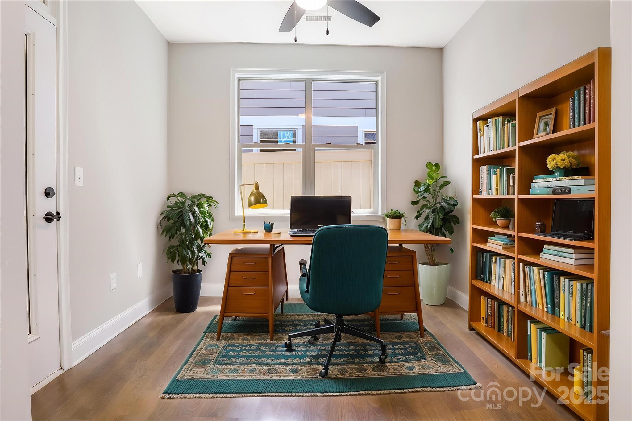 Hickory, North Carolina 28601, United States, 2 Bedrooms Bedrooms, ,2 BathroomsBathrooms,Residential,Active,132546