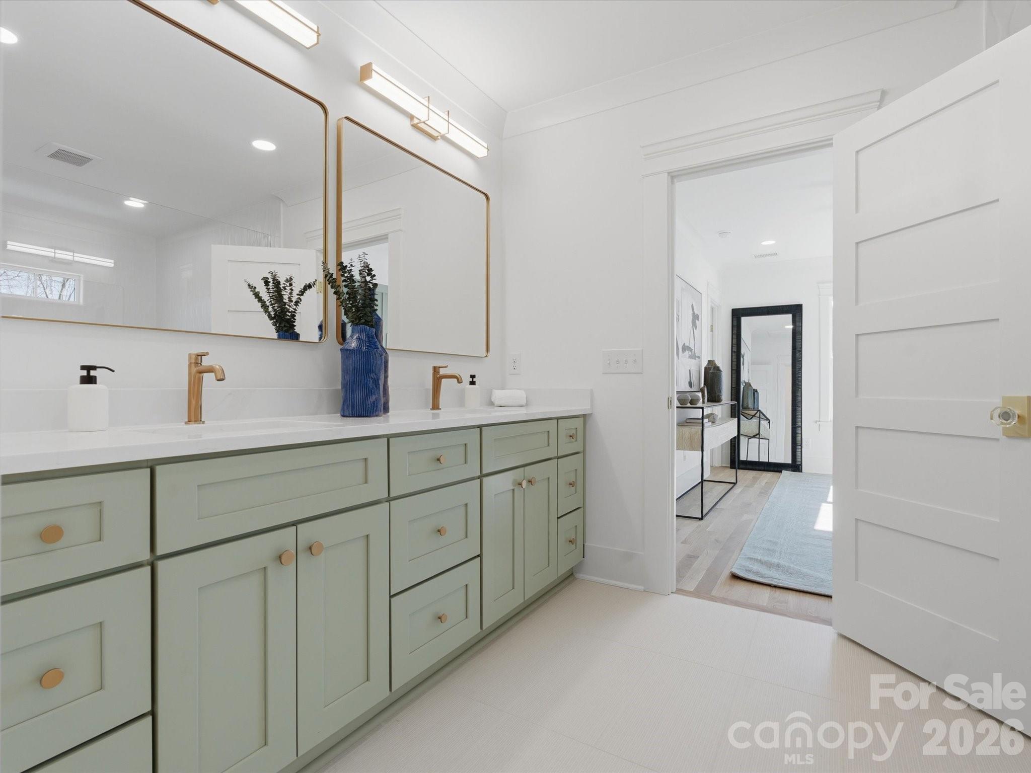 Southend at Tryon - Residential