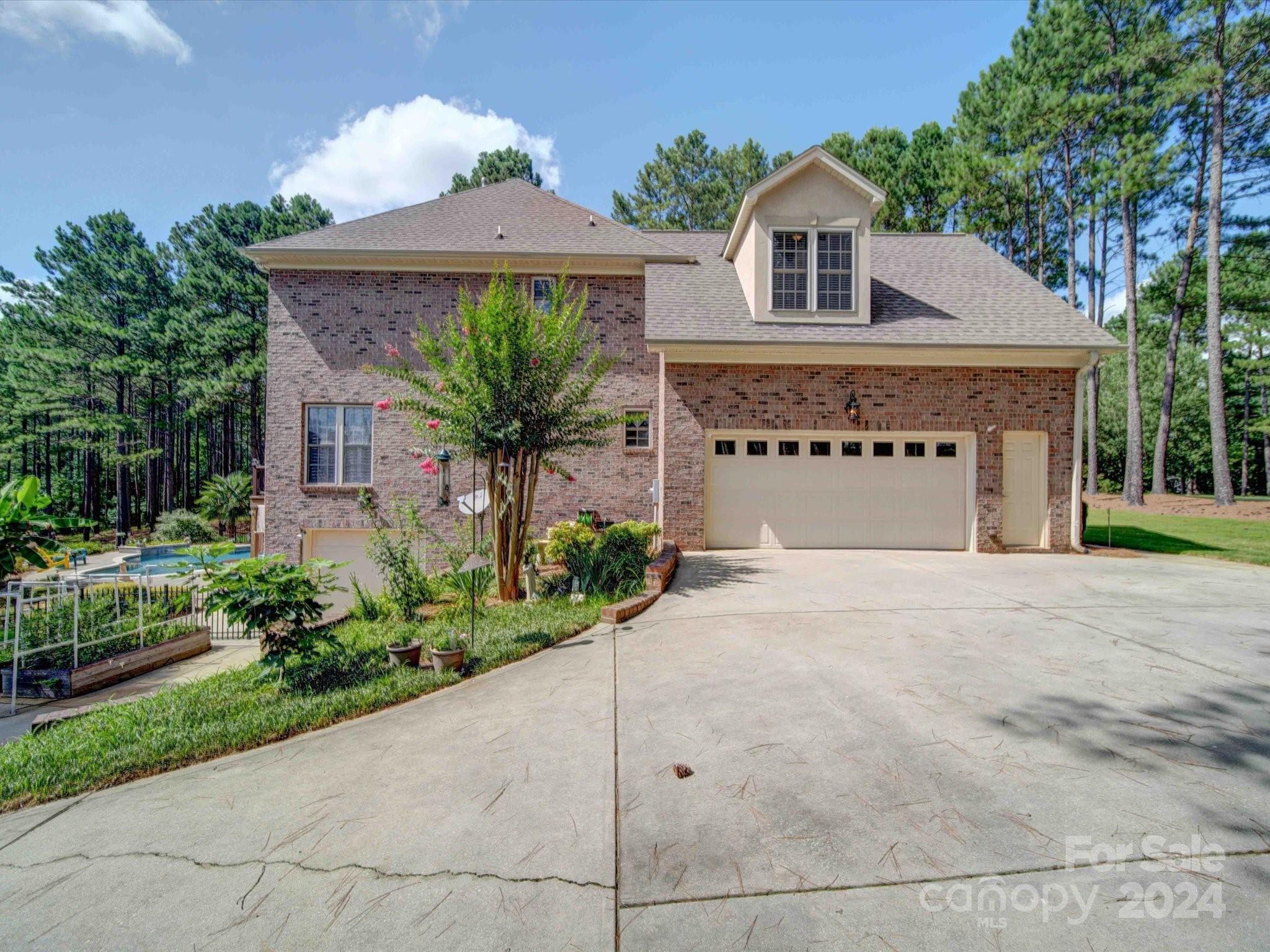 Estates At Windswept Cove - Residential