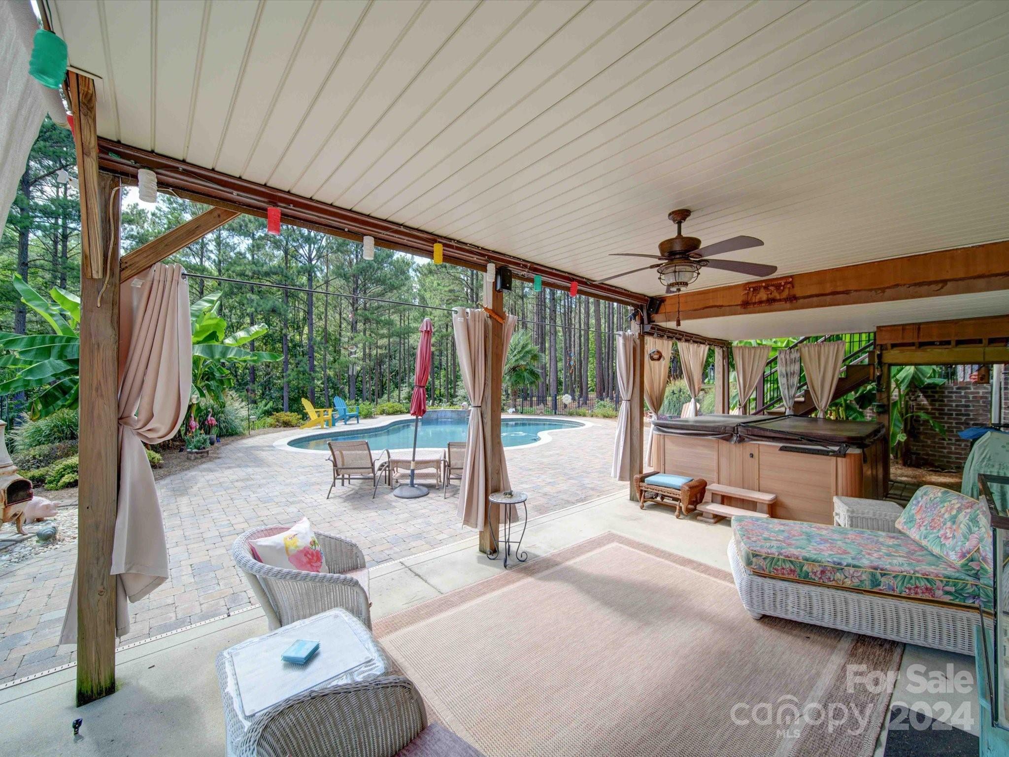 Estates At Windswept Cove - Residential