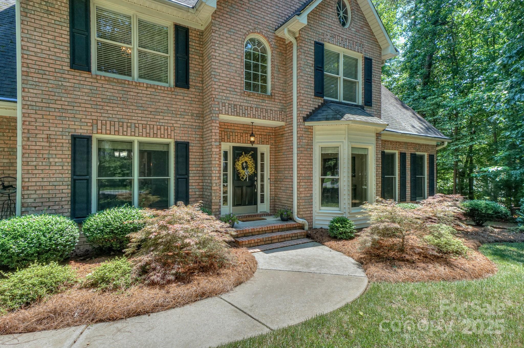 5485 Deer Run Court