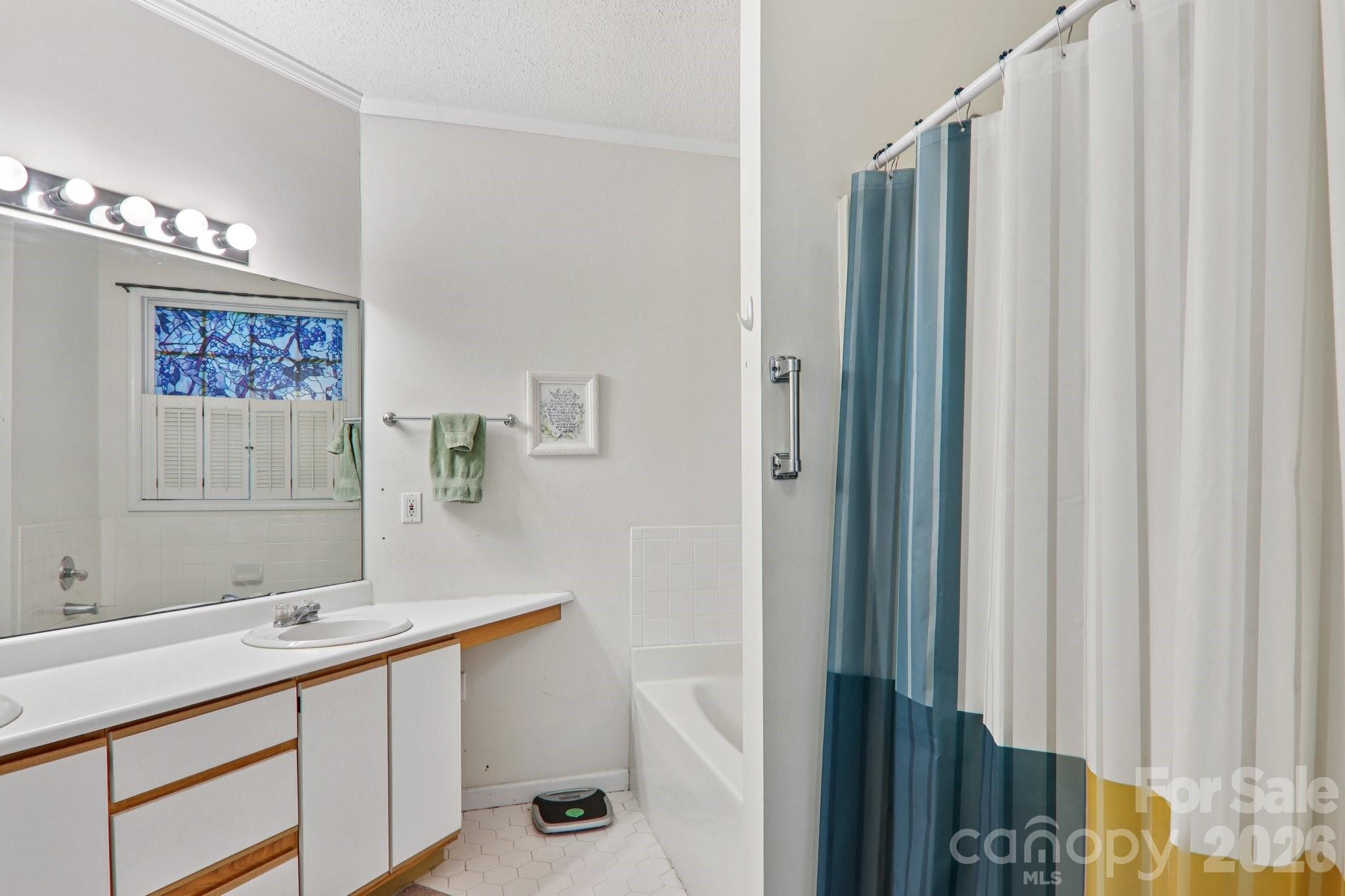 Cinnamon Woods - Residential