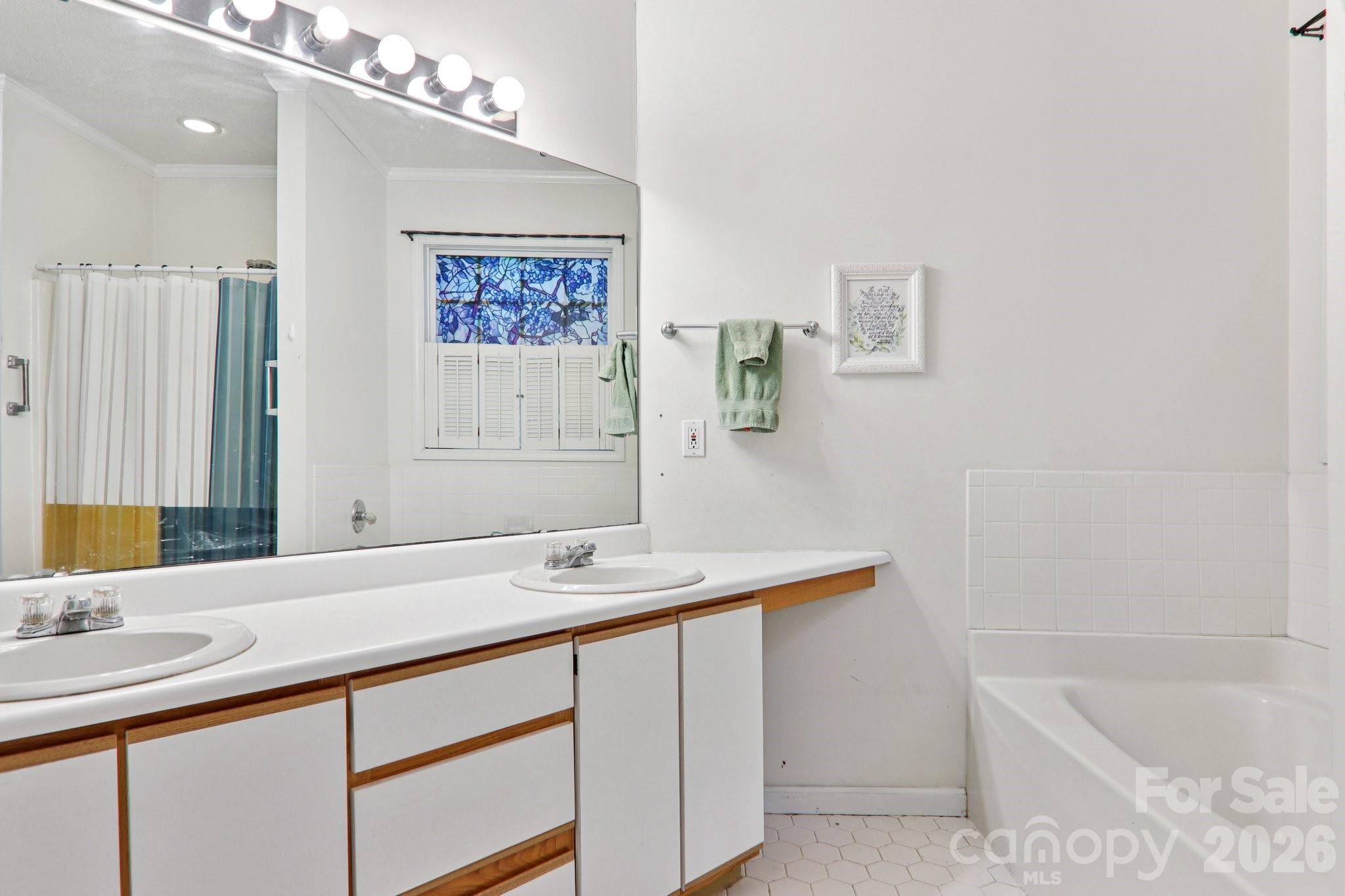 Cinnamon Woods - Residential