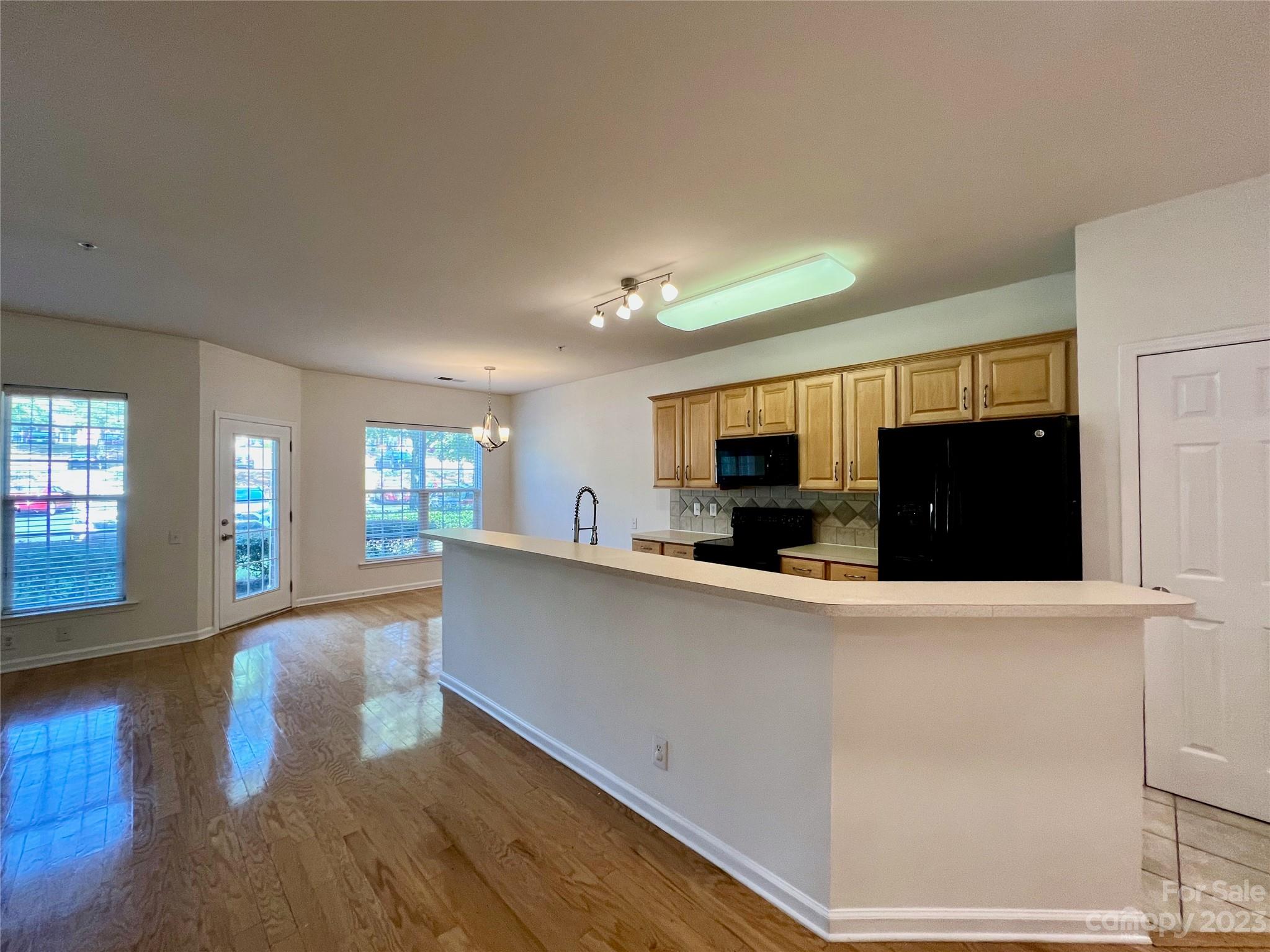 Belle Vista - Residential