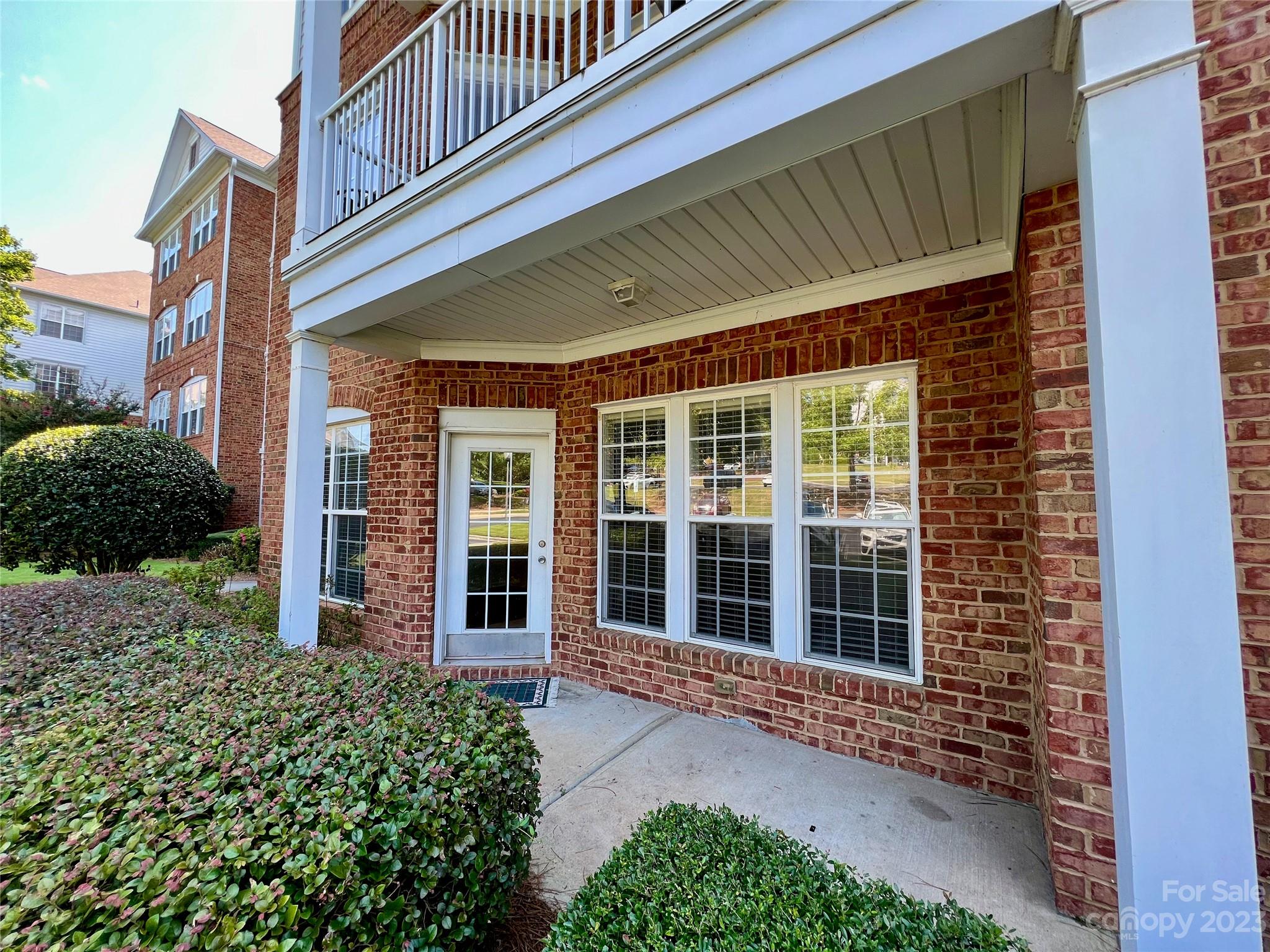 Belle Vista - Residential