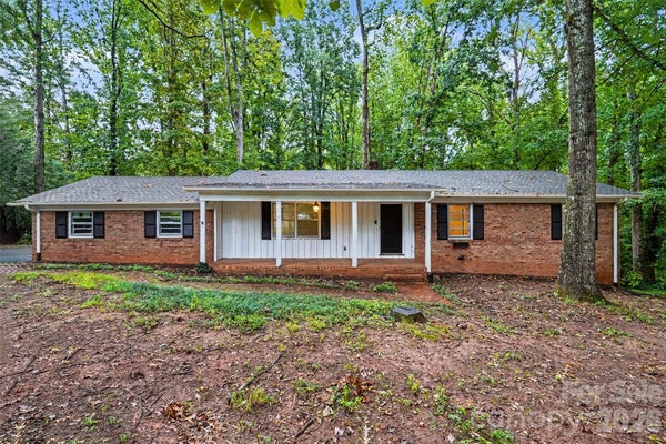 307 FLORENCE RD, STATESVILLE, NC 28625 - Image fc3bca4cd6b379f7cc80e1010a2e6182/1231886598