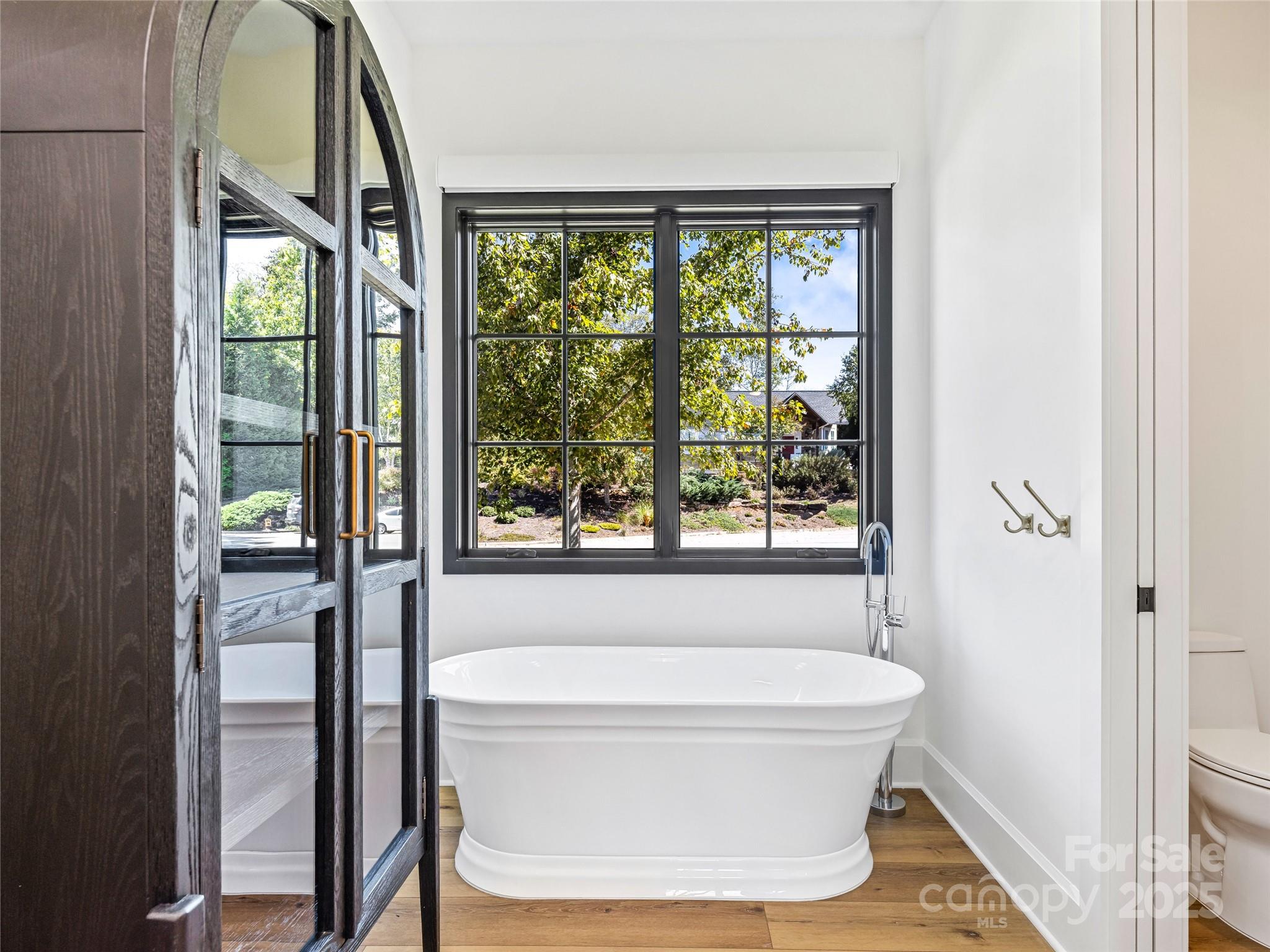 Thoms Estate - Residential