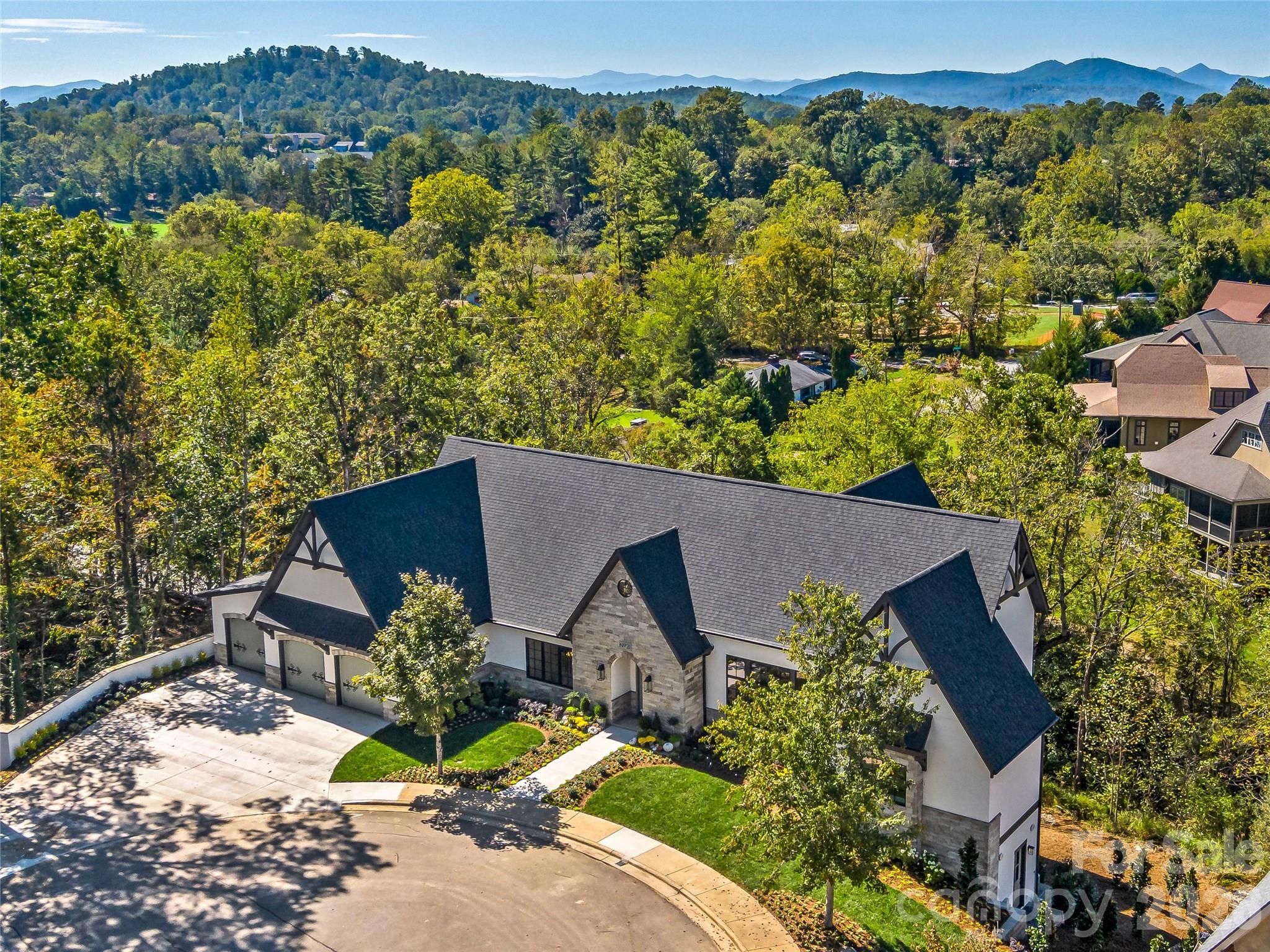 Thoms Estate - Residential