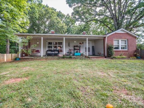 Photo of 2111 Emmanuel Church Road, Conover, NC 28613 (MLS # 4396918)