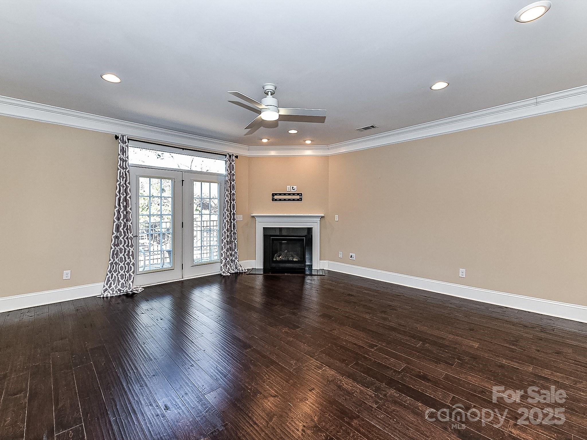 Beacon Knoll Villas - Residential
